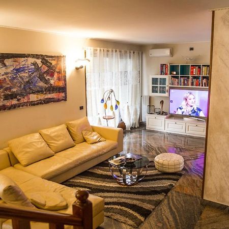 Villa Ivana Десенцано дел Гарда Екстериор снимка