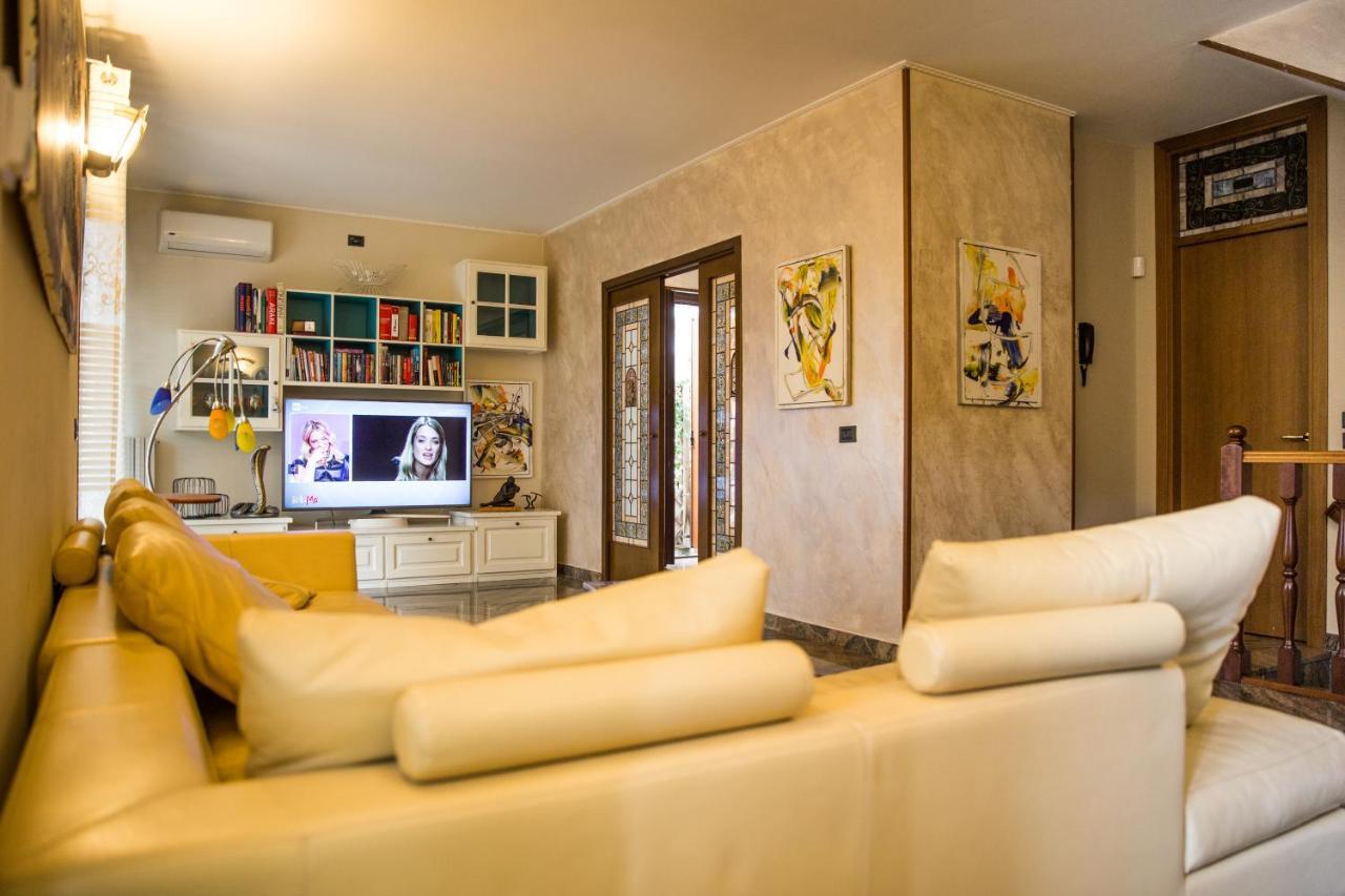 Villa Ivana Десенцано дел Гарда Екстериор снимка