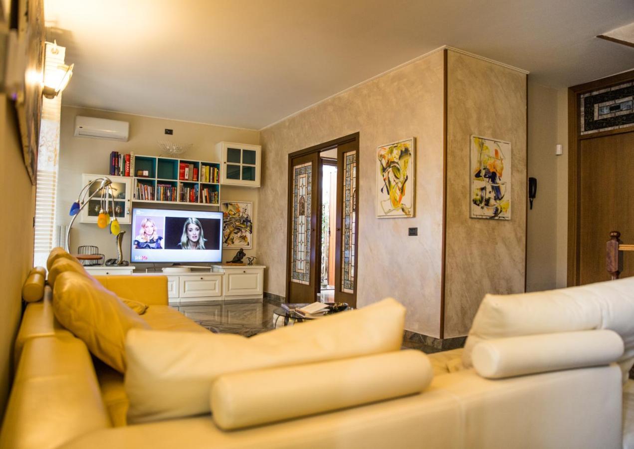 Villa Ivana Десенцано дел Гарда Екстериор снимка