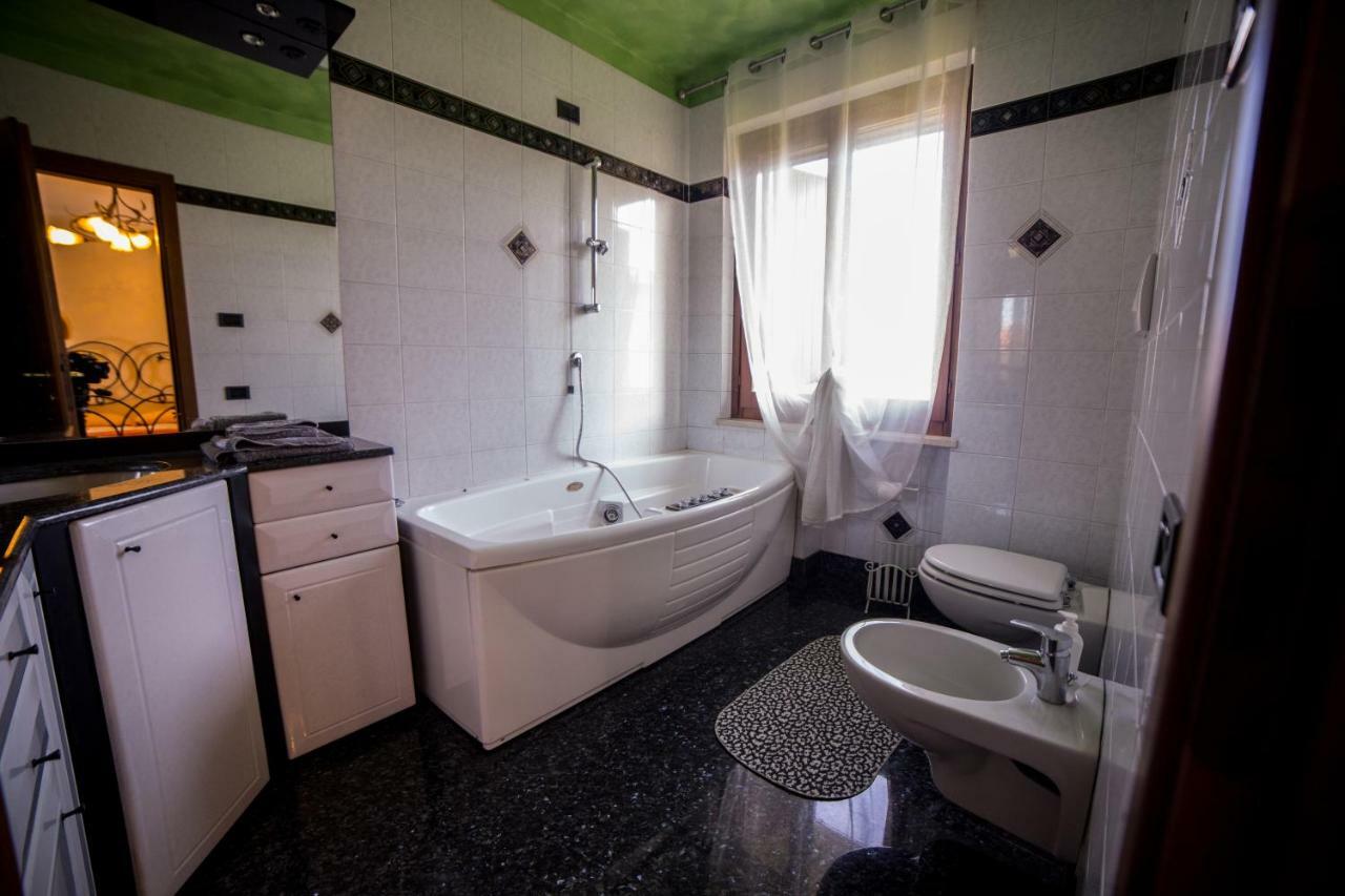 Villa Ivana Десенцано дел Гарда Екстериор снимка